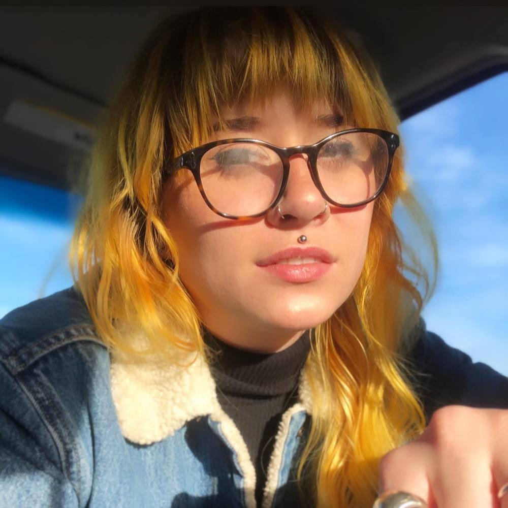 Meet your Posher, Casey